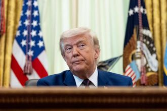 Trump'tan Savaş Yetkileri Oylamasına Sert Tepki