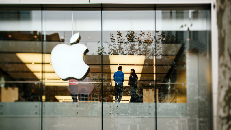apple