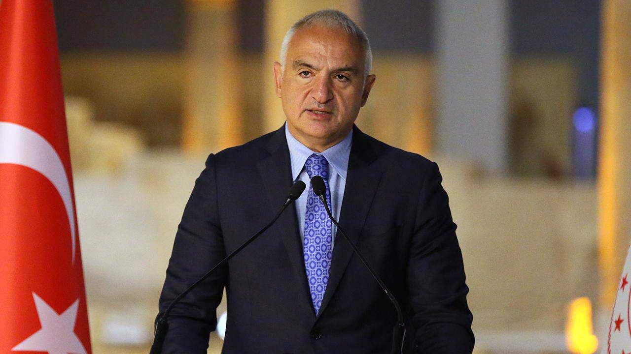 Bayram Tatili 9 Gün Olacak mı? Bakan Ersoy Açıkladı