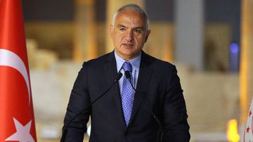Bayram Tatili 9 Gün Olacak mı? Bakan Ersoy Açıkladı