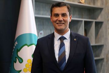 Manisa Büyükşehir Belediye Başkanı Ferdi Zeyrek Hayatını Kaybetti!