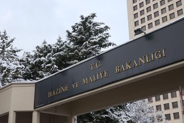 Hazine Yarın İki İhale Gerçekleştirecek