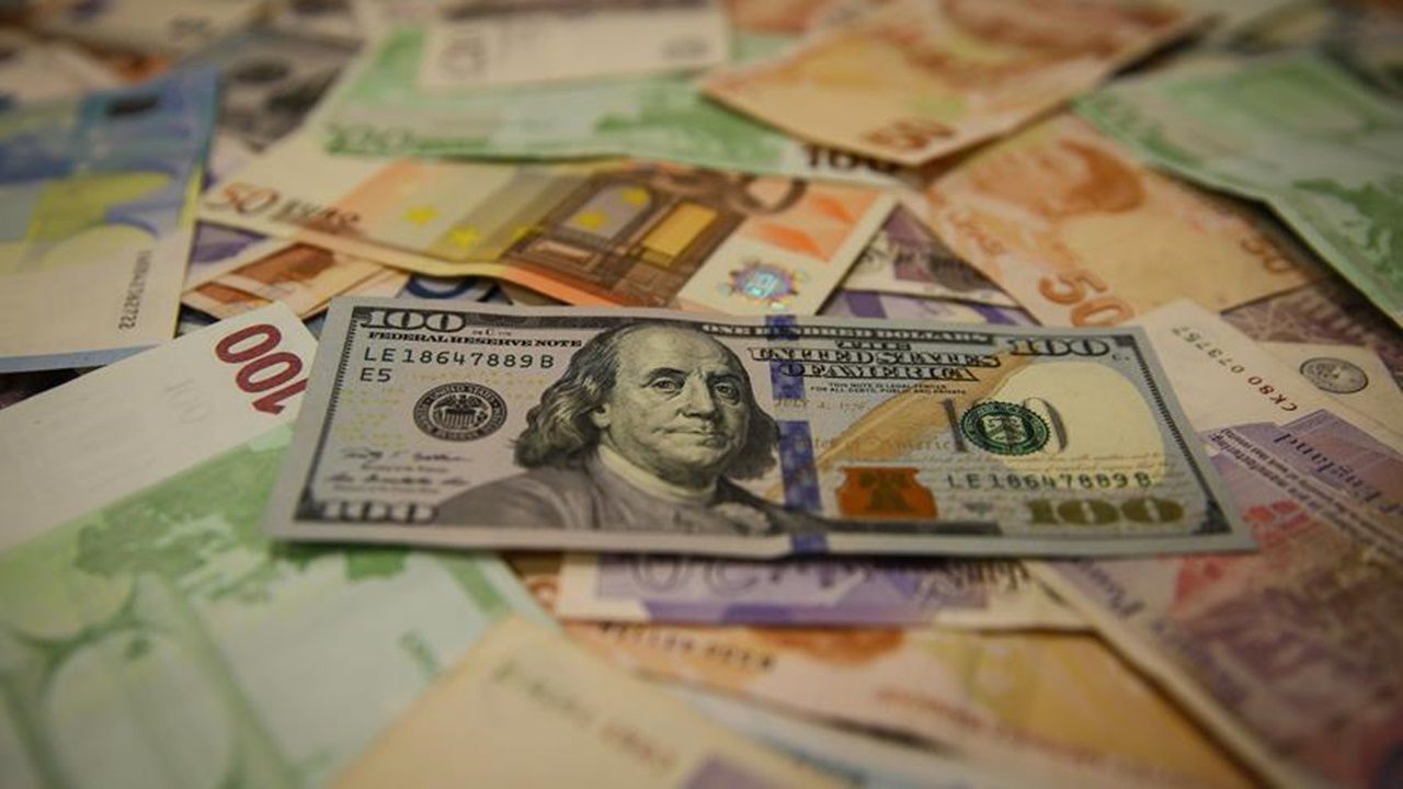 Dolar ve Euro Haftaya Nasıl Başladı?