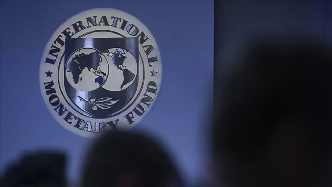 IMF'den Gelişmekte Olan Ülkelere Sermaye Uyarısı: "Akışlar Tersine Dönebilir"