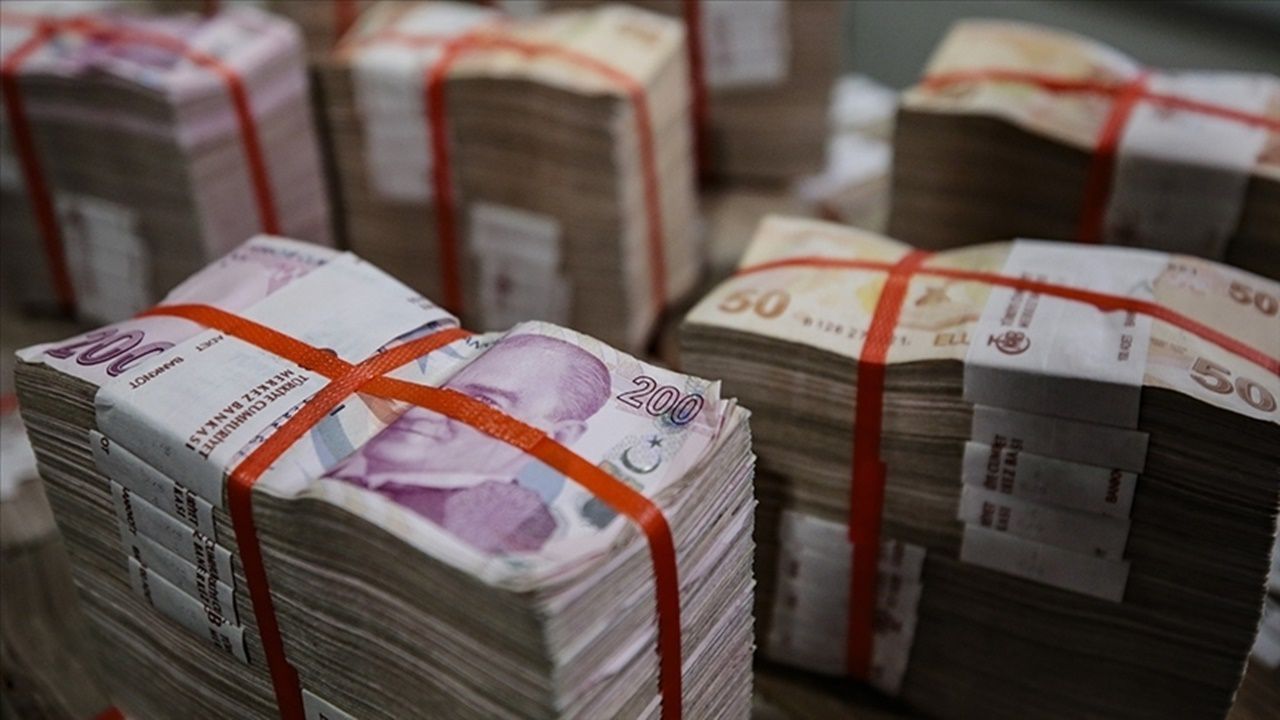 Bütçe Fazlası Ağustosta Yüzde 86,7 Azaldı
