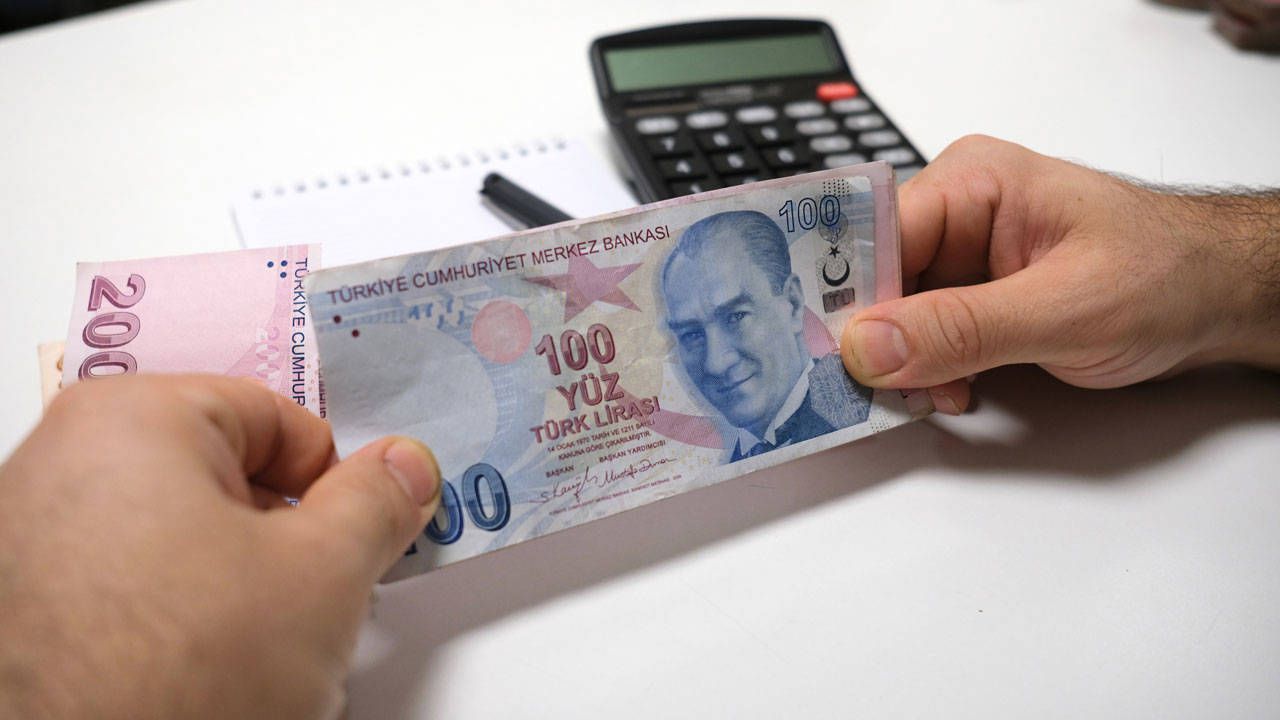 TÜRK-İŞ'ten Gelir Vergisinde İndirim Çağrısı