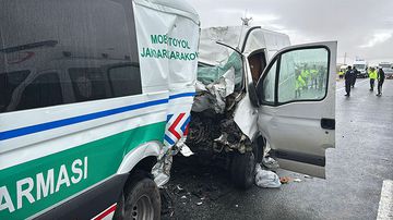 Aksaray’da Trafik Kazası: 2 Asker Şehit Oldu, 1 Kişi Hayatını Kaybetti