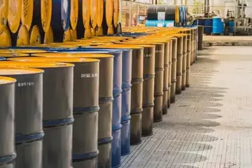İran’ın ABD Gemisini Hedef Aldığı İddiaları Sonrası Petrol Yükseldi