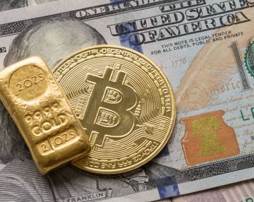 Robert Kiyosaki’den Kriz Uyarısı: “Altın, Gümüş ve Bitcoin’e Yönelin”