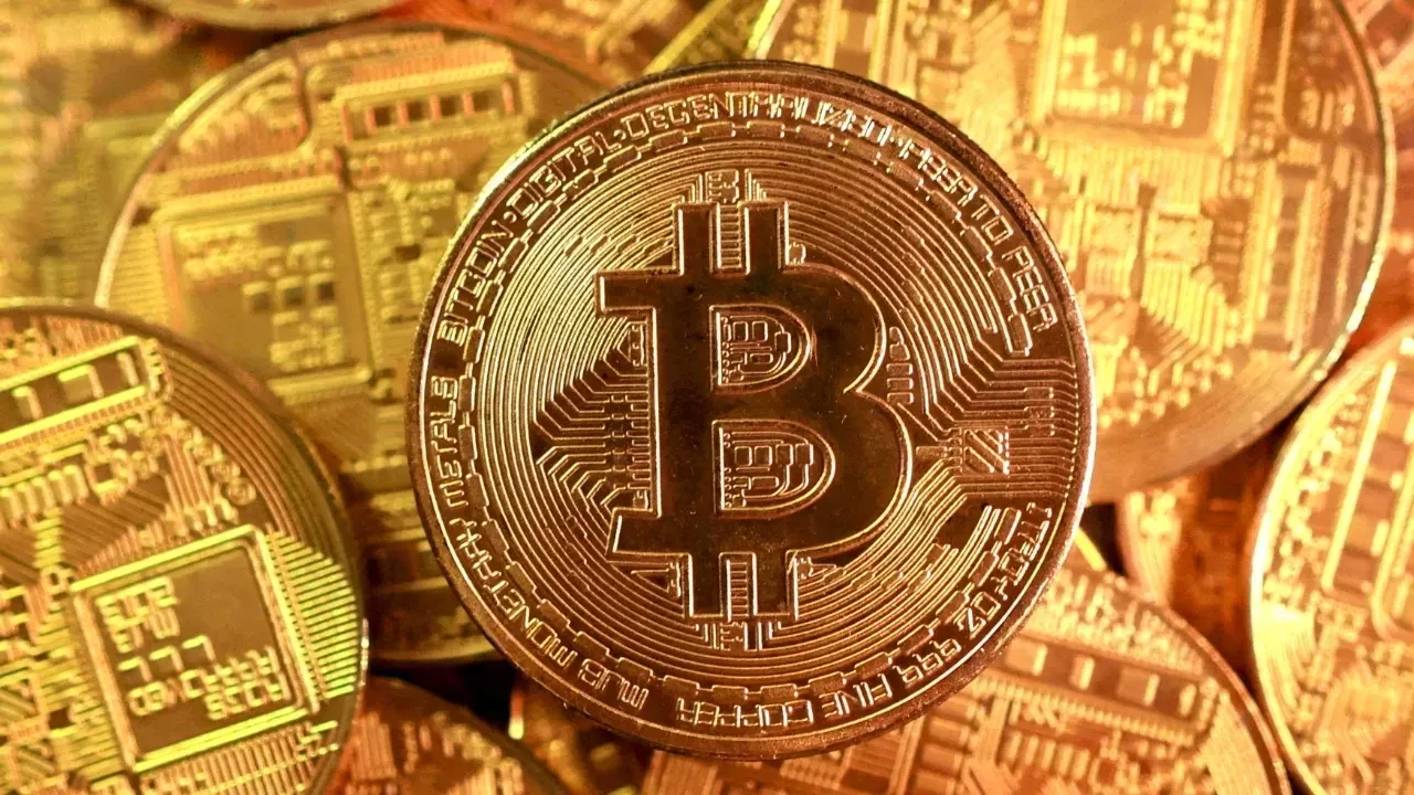 Bitcoin Yeniden 70 Bin Doları Aştı