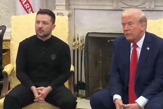 Trump, Ukrayna’ya Yapılan Askeri Yardımları Askıya Aldı