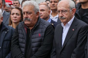 Kemal Kılıçdaroğlu’nun İkiz Kardeşi Aidat Tartışma Sonrası Hayatını Kaybetti