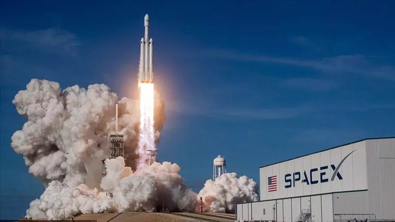 Elon Musk, SpaceX’teki Payını Artırdı