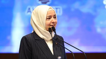 Fatma Betül Sayan Kaya ve Eşi Fon Soruşturmasında Şüpheli Sıfatıyla İfade Verecek
