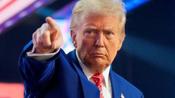 Trump’tan Umman’a Tehdit: “Orayı Yerle Bir Ederiz”