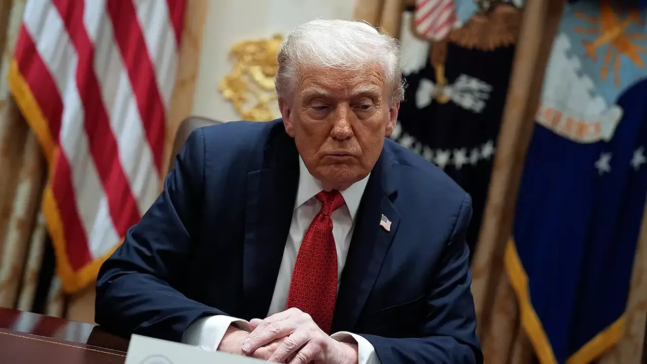 Trump, İran’ı Ateşkesi İhlal Etmekle Suçladı