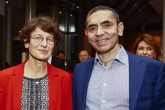 BioNTech Kurucuları Uğur Şahin ve Özlem Türeci Görevlerinden Ayrılıyor