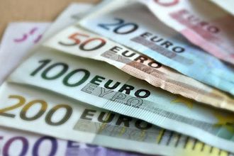 Euro Bölgesi'nde Yatırımcı Güveni Temmuzda Yükseldi