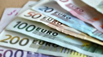 Euro Bölgesi'nde Yatırımcı Güveni Temmuzda Yükseldi
