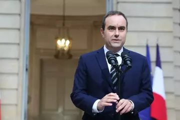 Fransa'da Lecornu, İstifası Sonrası Yeniden Başbakan Olarak Atandı