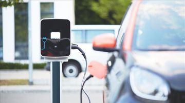 Elektrikli Araçlar İçin Yüzlerce Yeni Hızlı Şarj İstasyonu Geliyor