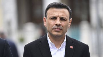 CHP İstanbul İl Başkanı Özgür Çelik İfadeye Çağrıldı: Kimdir, Neden Çağrıldı?