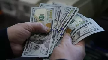 Döviz Mevduatları Arttı, KKM'de Düşüş Sürüyor