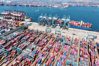 Çin'in İhracatı Kasımda Beklentilerin Üstünde, Dış Ticaret Fazlası 1 Trilyon Doları Aştı