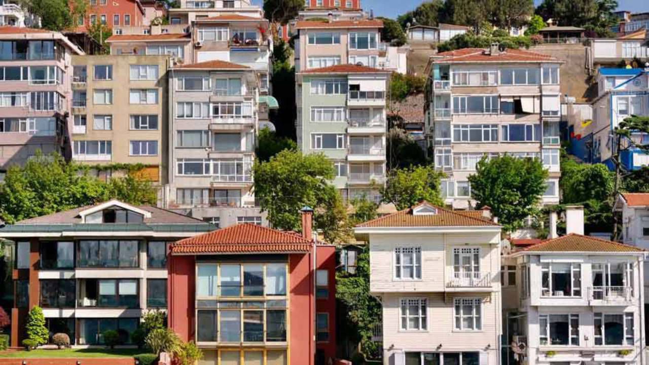 Yabancıya Konut Satışında 9 Yılın En Düşük Seviyesi: 2025 Verileri Açıklandı