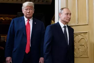 Trump'tan Putin’le Görüşme Açıklaması: Rus Petrolüne Vergi Tehditi