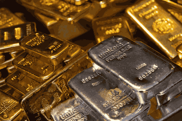 Gümüşte Yükseliş %10’u Aştı, Altın Sert Düşüş Sonrası Toparlandı