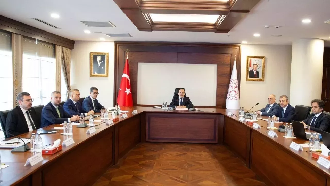 Finansal İstikrar Komitesi Yarın Toplanacak: Piyasalardaki Gelişmeler Masada