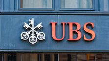 UBS'ten Starmer'ın İstifası Sonrası Sterlin Analizi