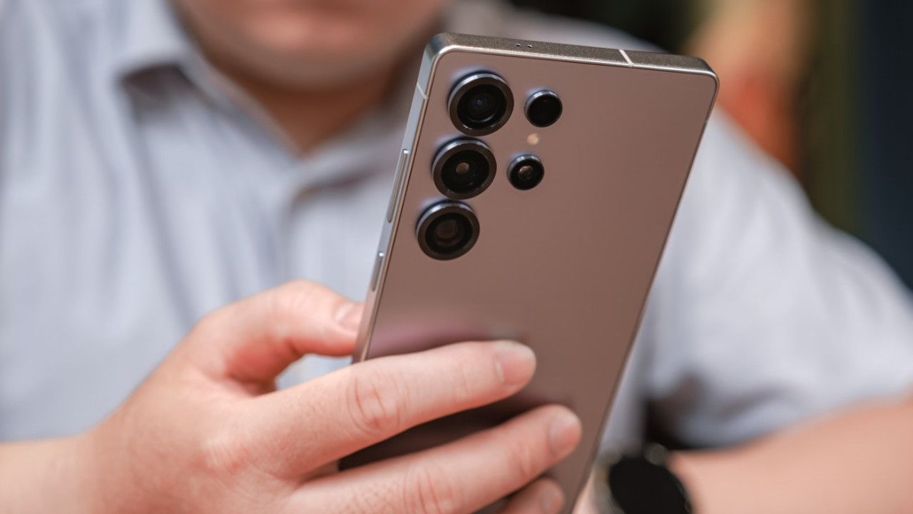 Telefon ve Bilgisayar Fiyatlarına Büyük Zam Yolda