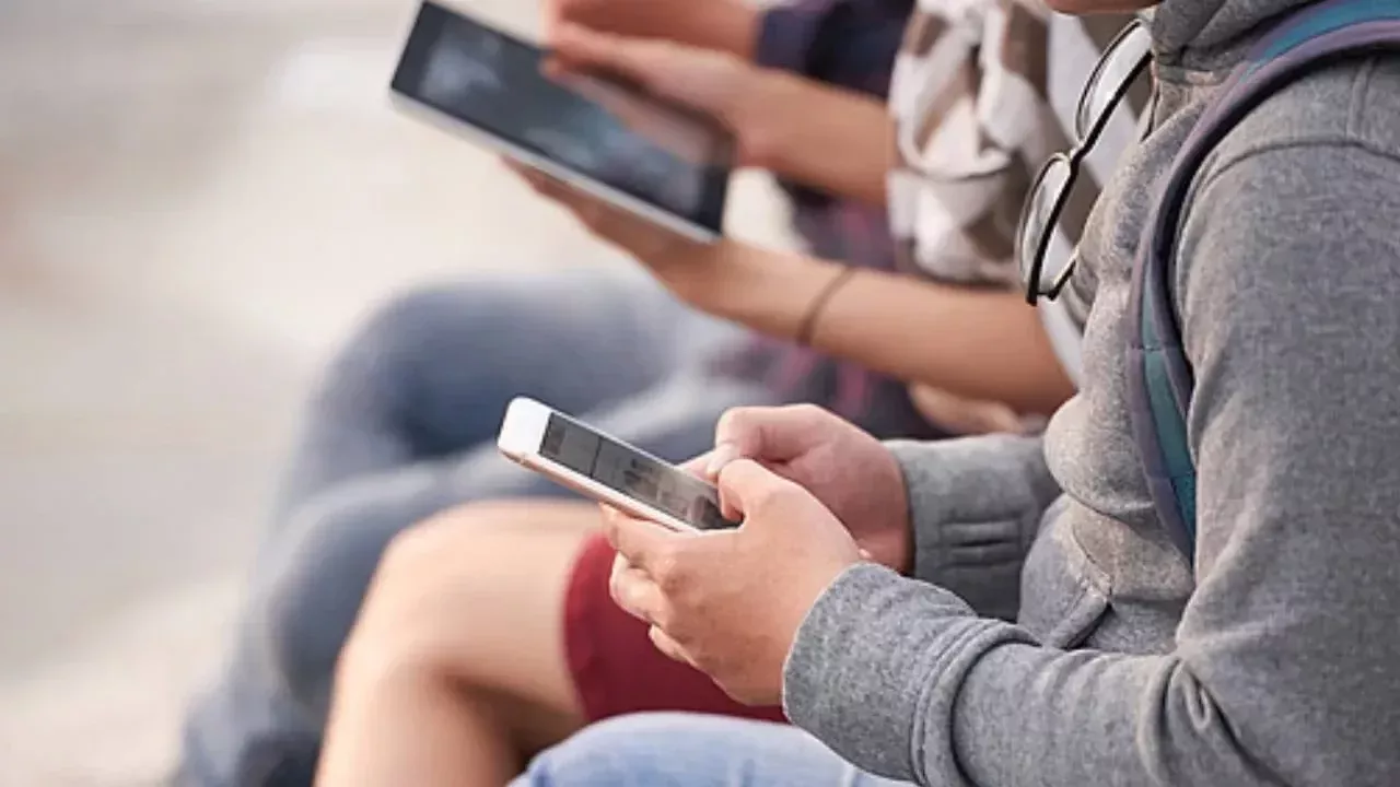 Cep Telefonlarına Zam mı Geliyor?