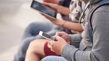 Cep Telefonlarına Zam mı Geliyor?