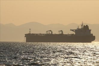 Bakan Uraloğlu’ndan Hürmüz Boğazı’ndaki Türk Gemileriyle İlgili Açıklama