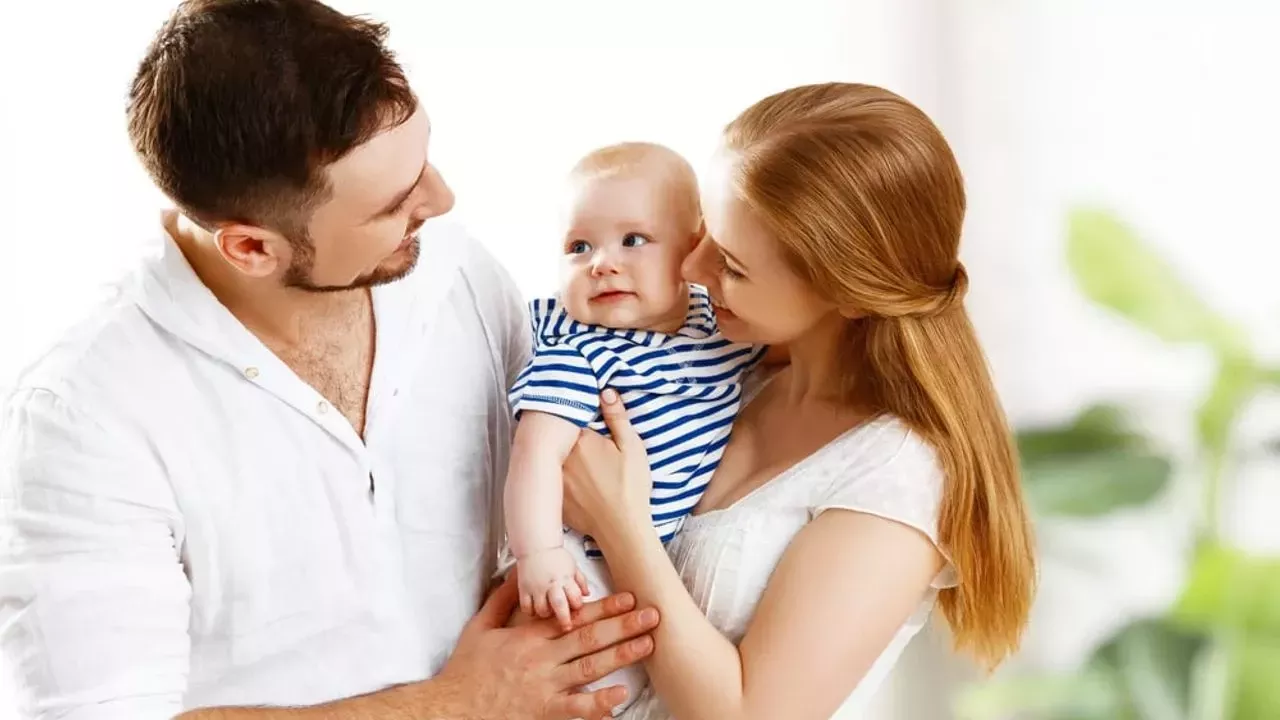 Yeni Doğum İzni Düzenlemesi: Anneye 24 Hafta, Babaya 15 Gün İzin Geliyor