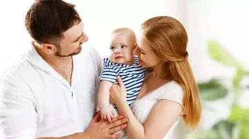 Yeni Doğum İzni Düzenlemesi: Anneye 24 Hafta, Babaya 15 Gün İzin Geliyor