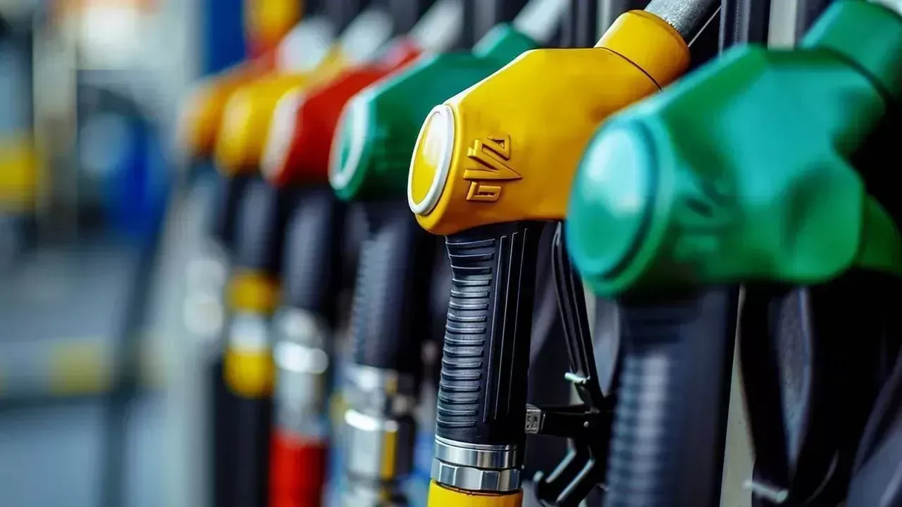Akaryakıta Çifte Zam Geliyor: 12 Haziran 2025 Güncel Benzin, Motorin ve LPG Fiyatları