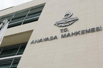 Anayasa Mahkemesi Kanuni Faiz Uygulamasını İptal Etti