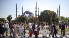 Turizm Geliri 25,5 Milyar Dolara Yükseldi: Ziyaretçi Sayısı Azaldı
