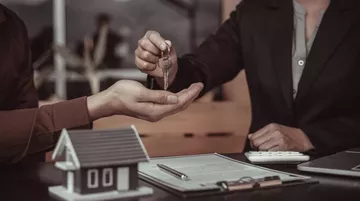 Emlakçılardan Yeni Taktik: Fiyat Artışını Telefonda Söylüyorlar