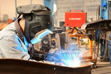 Türkiye'de İmalat Göstergesi 5 Ayın En Düşük Seviyesinde