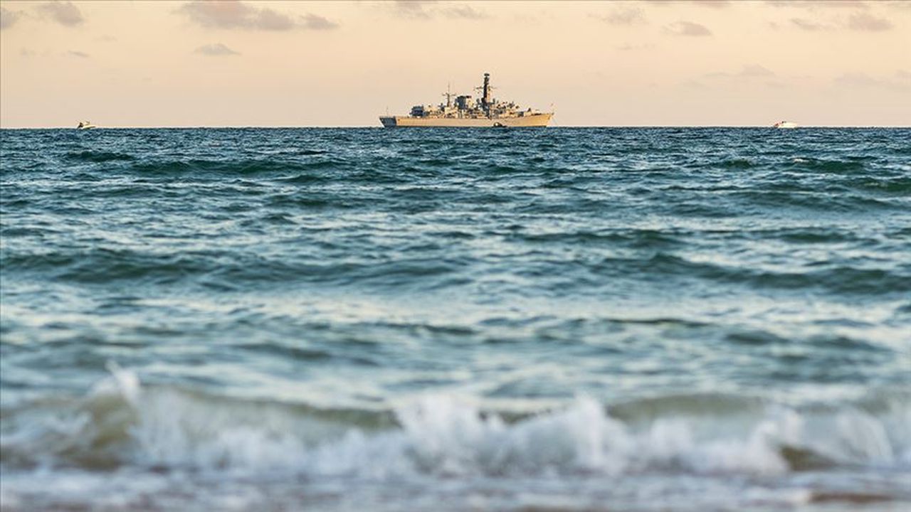 İran'dan Kızıldeniz ve Hürmüz Boğazı Mesajı