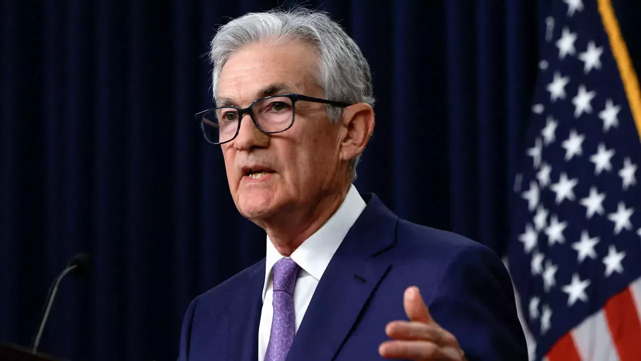 Powell’dan Bankalara Çağrı: “Büyümeye Katkı Sunun, Rekabetçi Kalın”