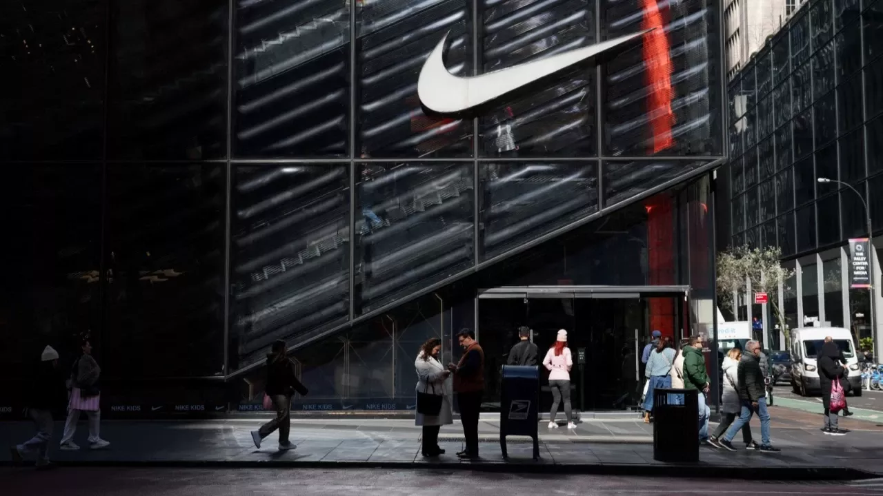 Nike Hisseleri CEO’nun 1 Milyon Dolarlık Alımıyla Yükseldi