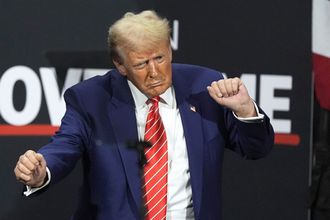 Trump Kripto Projelerinden 2,3 Milyar Dolar Kazandı, Yatırımcılar Zarar Etti