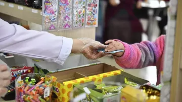 İstanbul’da Öğrencilere Her Ay 2 Bin TL Kantin Kart Desteği