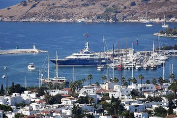 Deprem Kaygısı: Yunanistan'dan Kaçan Turist Türkiye'ye Geliyor